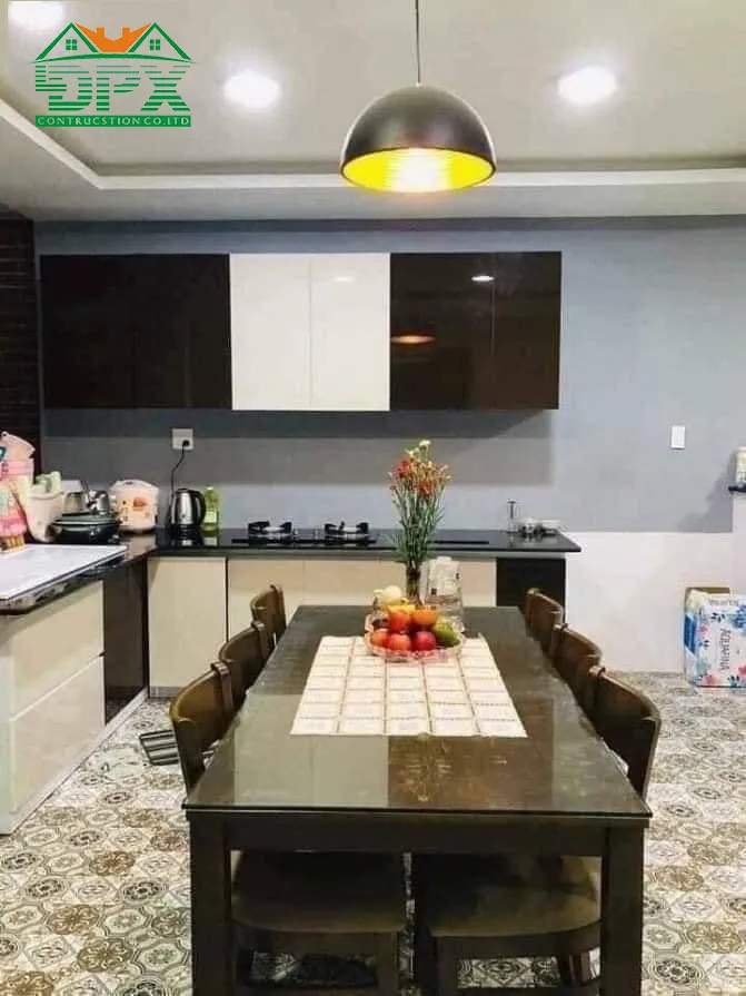 Khu vực bếp - bàn ăn trong nhà gác lửng