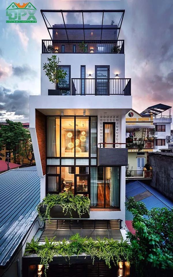 Sử dụng màu sáng đơn sắc giúp ngôi nhà trở nên rộng rãi hơn trông thấy