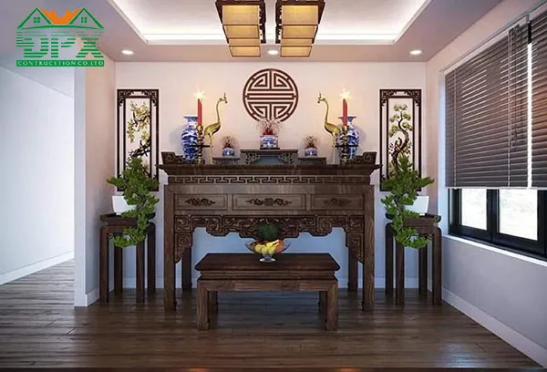 Phòng thờ trên gác lửng Phòng thờ trên gác lửng trang trọng