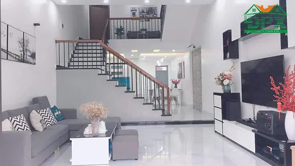 Tầng trệt nhà lệch tầng 5x15m Tầng trệt nhà lệch tầng 5x15m